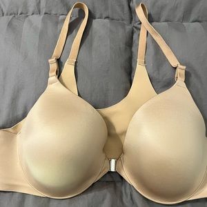 Soma vanishing back, fill coverage, front closure bra. Size 36C
